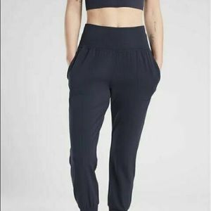 Athleta Salvation jogger